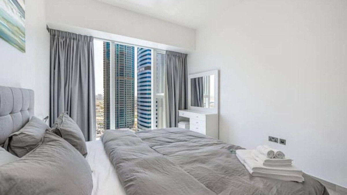 Jumeirah Lake Towers Apartment | Brand New 1.5 Bedroom apartment