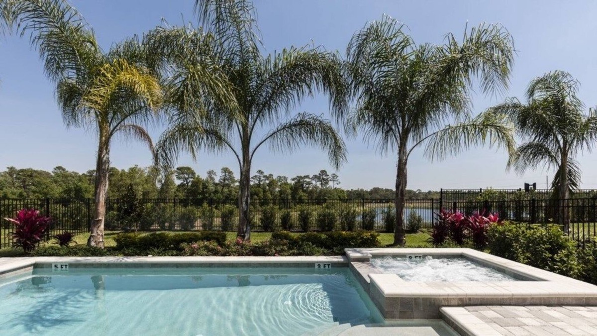 Downtown Orlando Villa | Brand New,14 Guests,Free Shuttle,Encore WaterPark,XBOX,Movie,Games,Pool/Spa