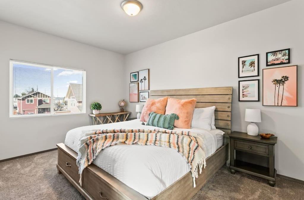 South Perry District Apartment | Brand New 2 Bed 2 Bath Near Perry District and DT