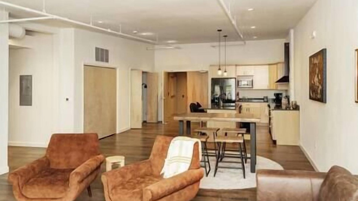Burlington Apartment | Brand New 2 BR Downtown Burlington! 302N