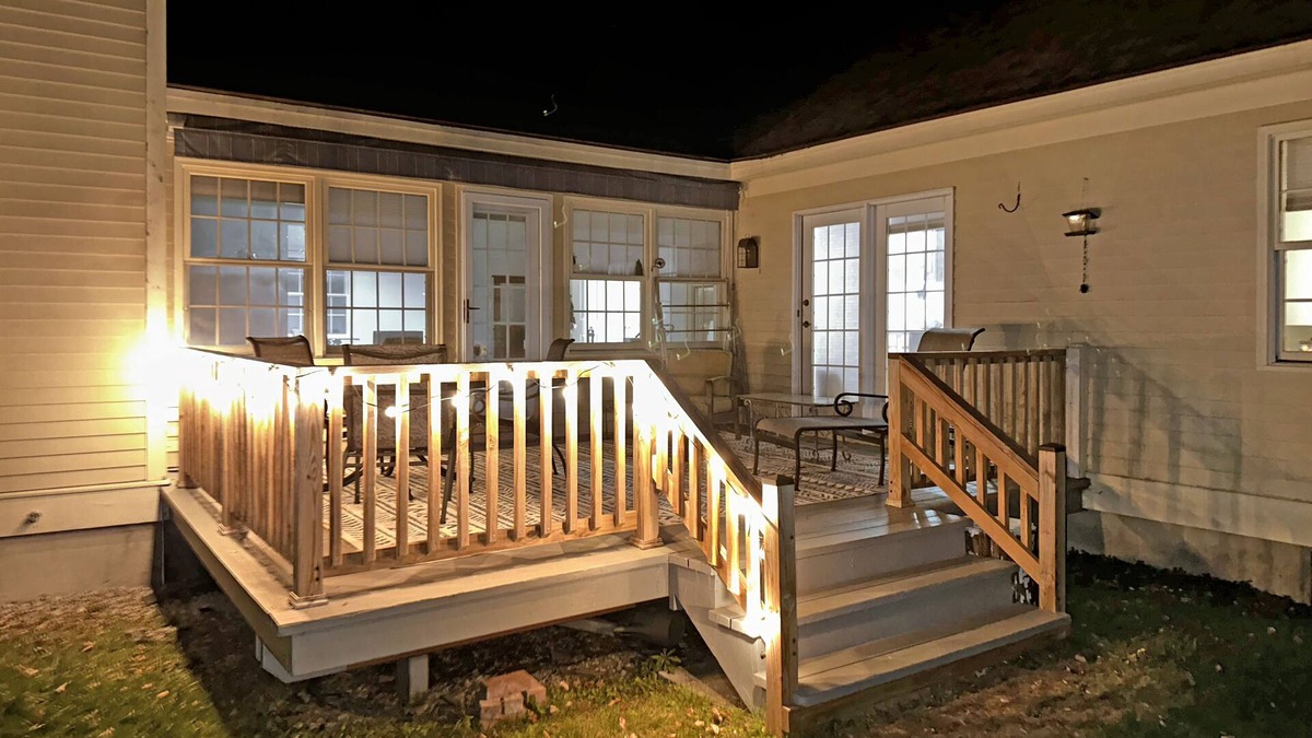 East Haven  Rutland County Apartment | BRAND NEW 20 min to Killington! Indoor garage, furnished, renovated, fast Wifi!