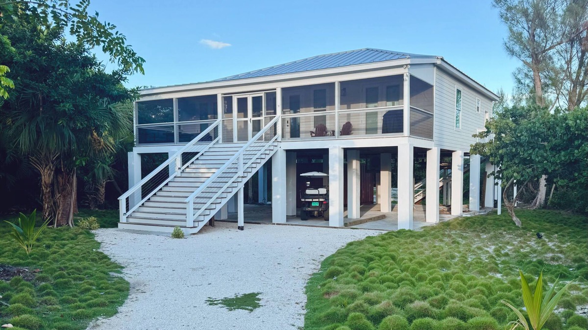 Treasure Cay House | Brand new 3-bedroom house in charming Green Turtle Cay with short walk to beach