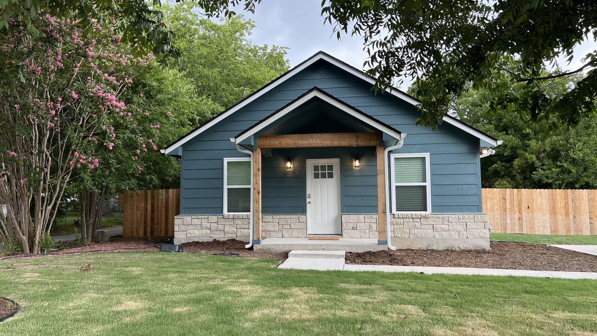 University House | Brand New 3BD/2B Home - 2 min from Baylor U, 3 min from Magnolia