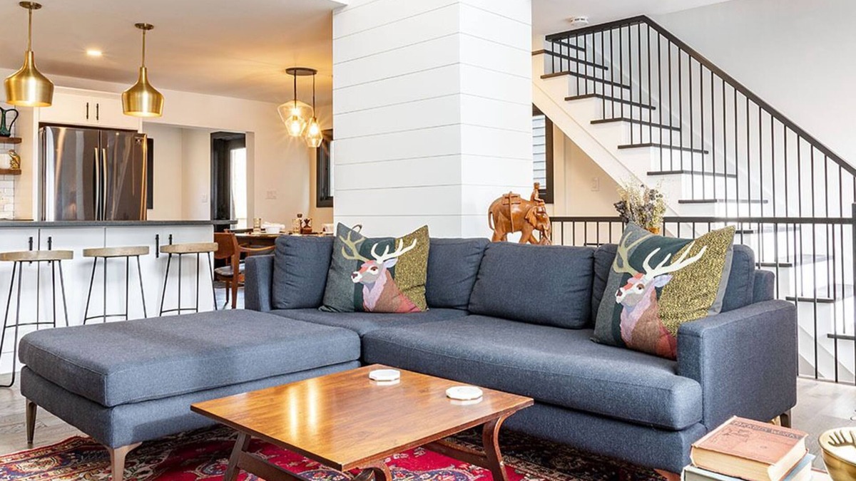 Hudson House | BRAND NEW 4 story home minutes from Warren St w/a King Suite!