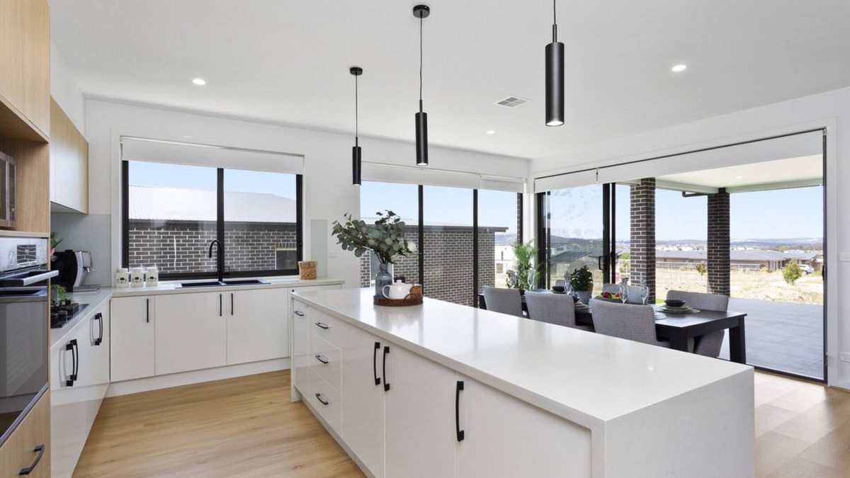 Taylor House | Brand New 5-bedroom luxury home with Double Garage