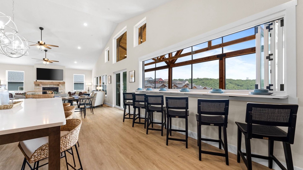 Hollister House | Brand New 7BR Luxury Lake View In/Out Pool Hot Tub