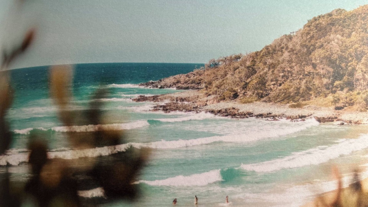 Noosaville Apartment | Brand new apartment in the heart of Noosaville. Close to Noosa River.