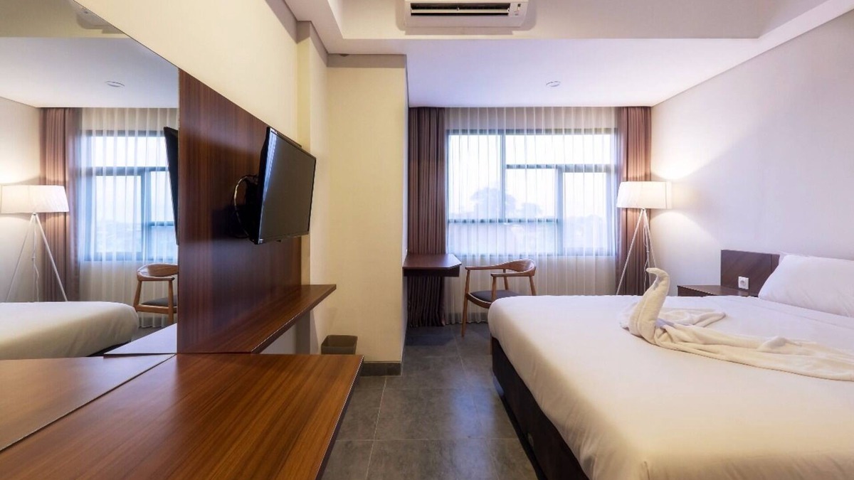Imam Bonjol Apartment | Brand new apartment with shared pool