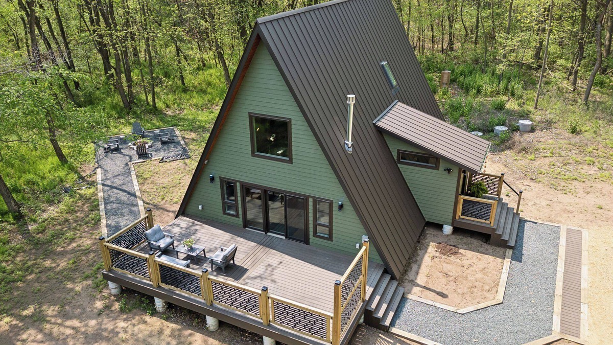 Pepin Cabin | Brand NEW build. A-frame 2bed+/2bath. Nature paradise. Pepin, WI.