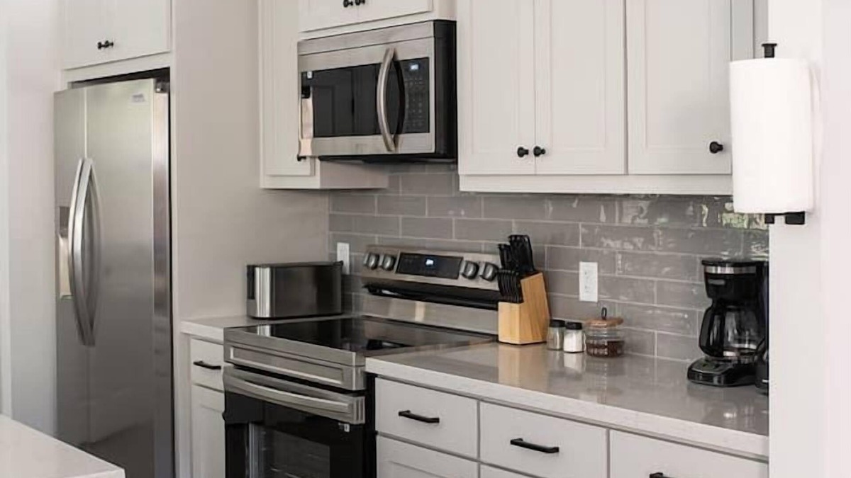 Bryan House | Brand new build, fun and stylish