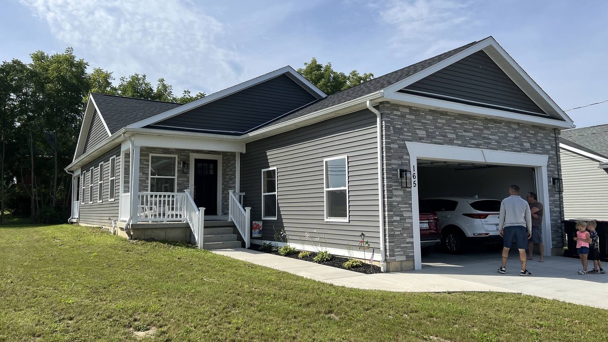Lancaster House | Brand new built. Minutes away from shopping/restaurants