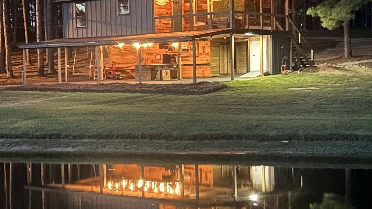 Pelahatchie Cabin | Brand New Cabin overlooking lake with great fishing!