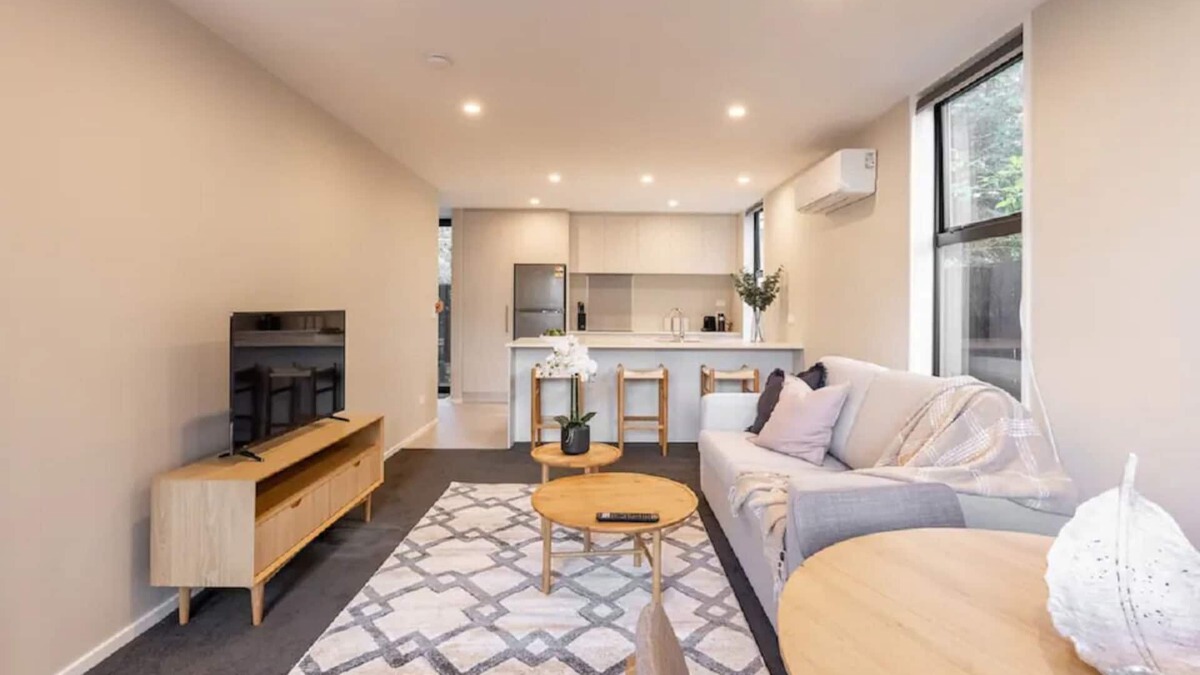 Addington House | Brand New & Central Townhouse