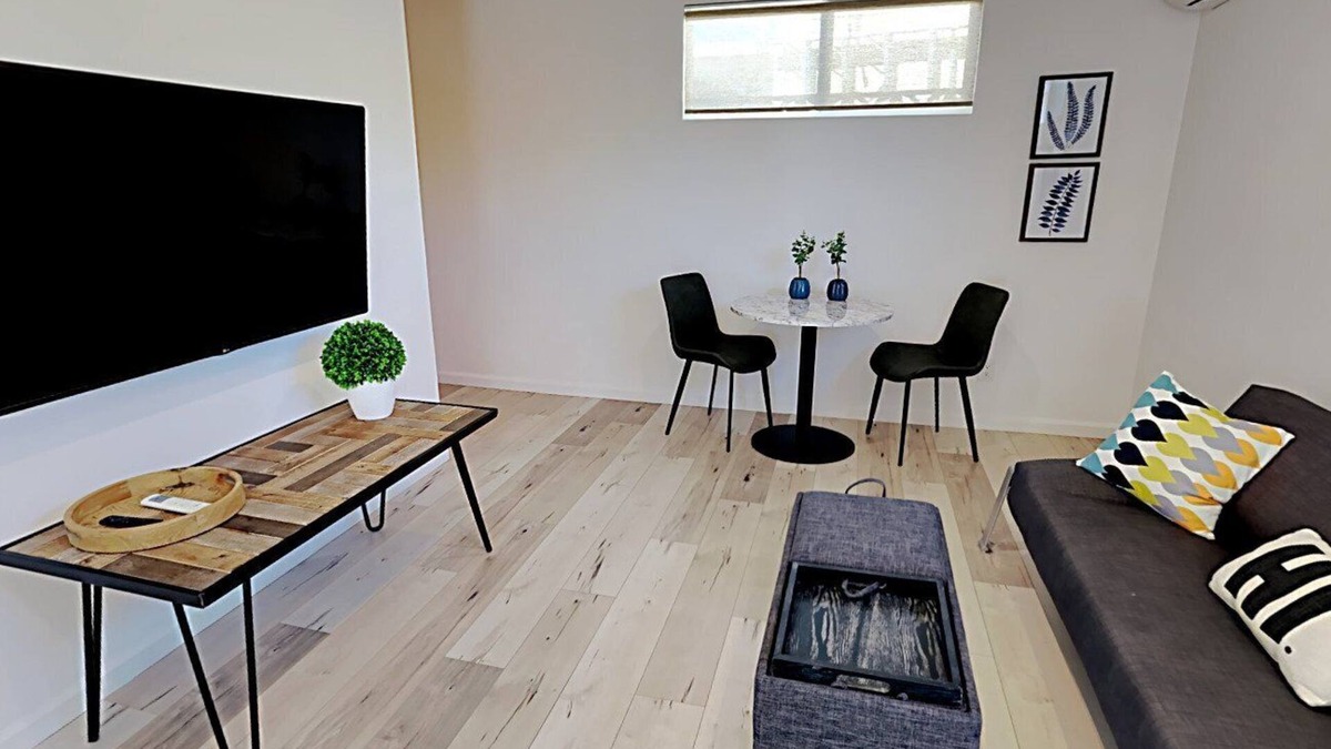 Clairemont House | Brand NEW fully furnished Guesthouse Near Beaches!