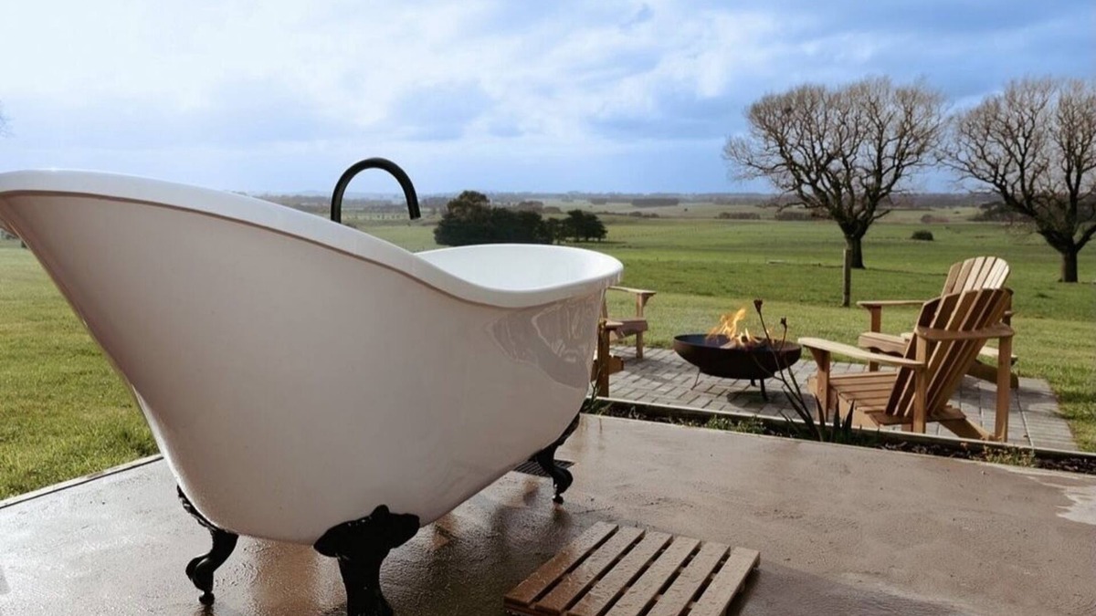 Wangoom House | Brand New - Green Falls Glamping Escape