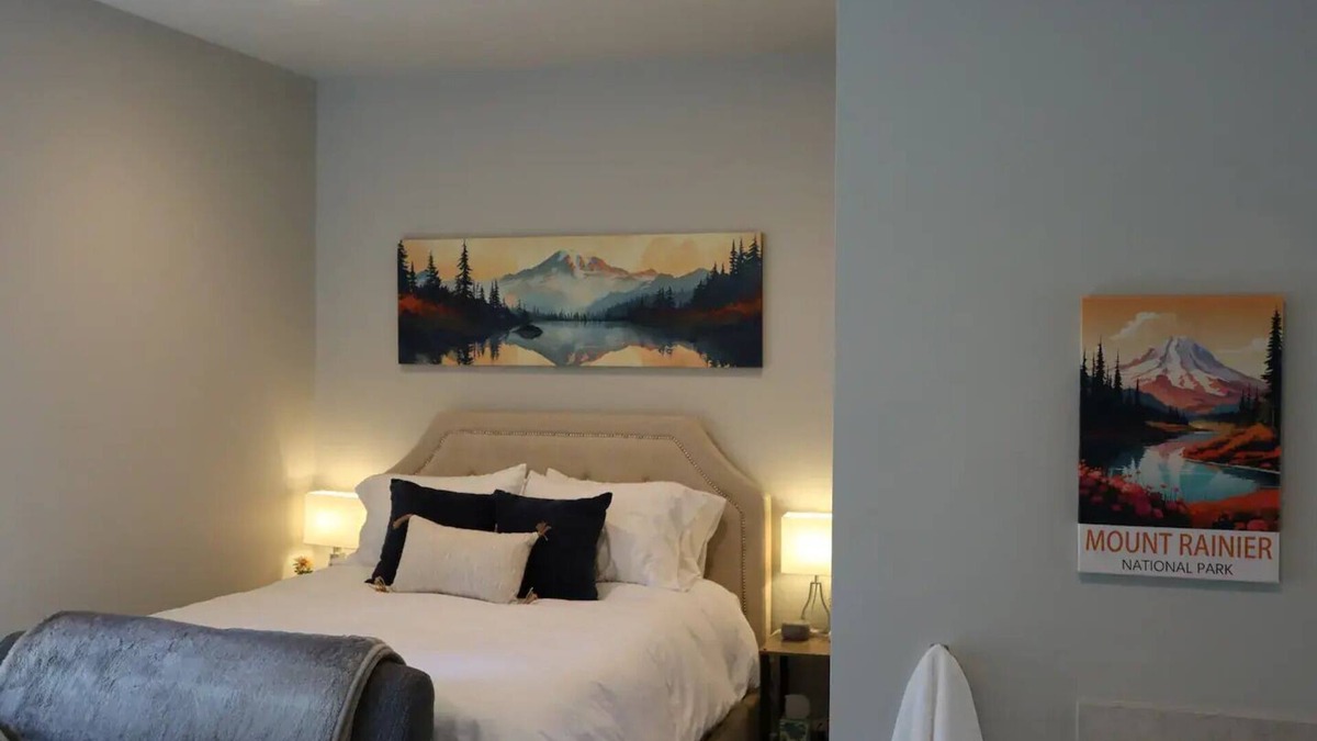 Bothell Apartment | Brand New Guest Suite near Downtown Bothell & UW