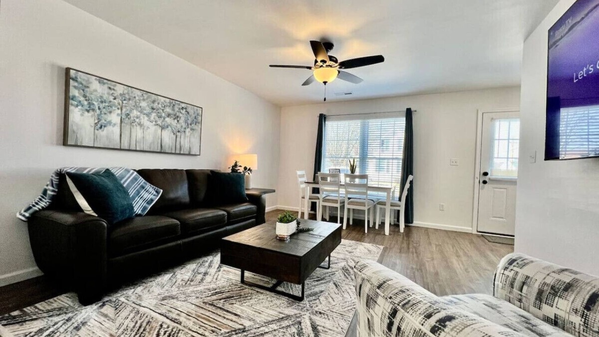 Batesville Apartment | Brand new, hidden Pearl of a home Batesville, IN