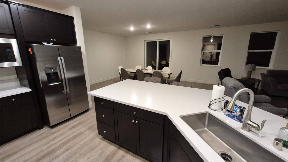 Sparks House | Brand New Home with Views 3/2