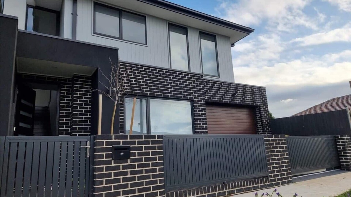 Sunshine House | Brand new house - Modern home in great location