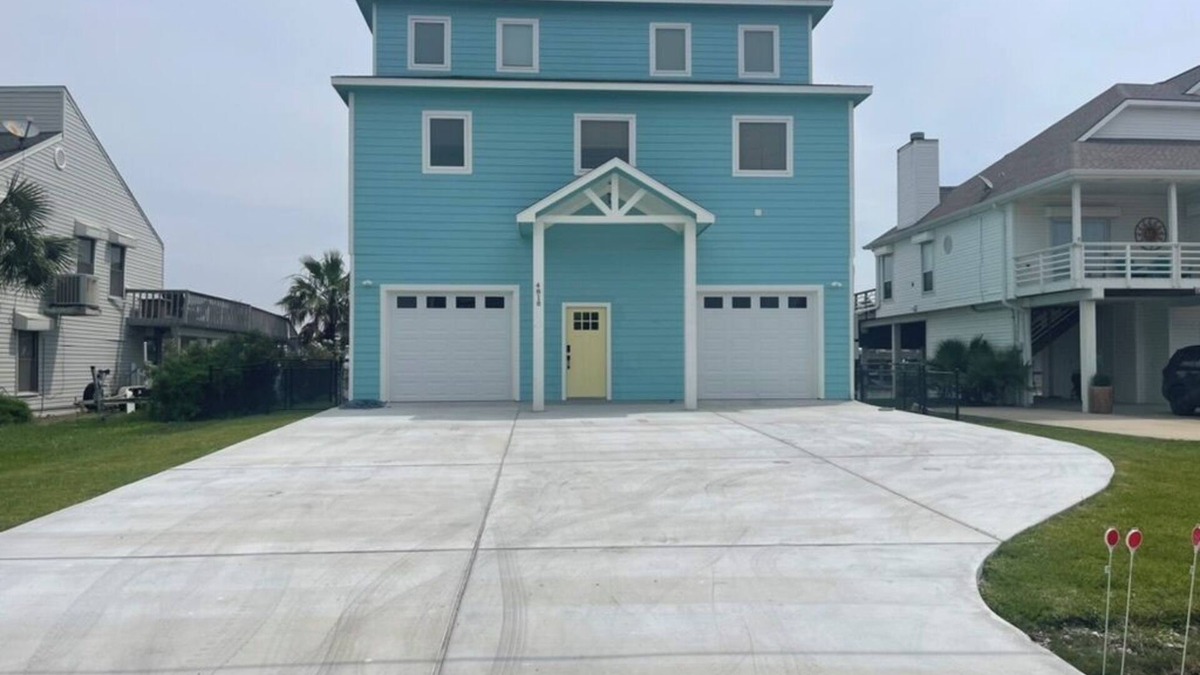 Jamaica Beach House | Brand New House on Canal with POOL and Hot tub!