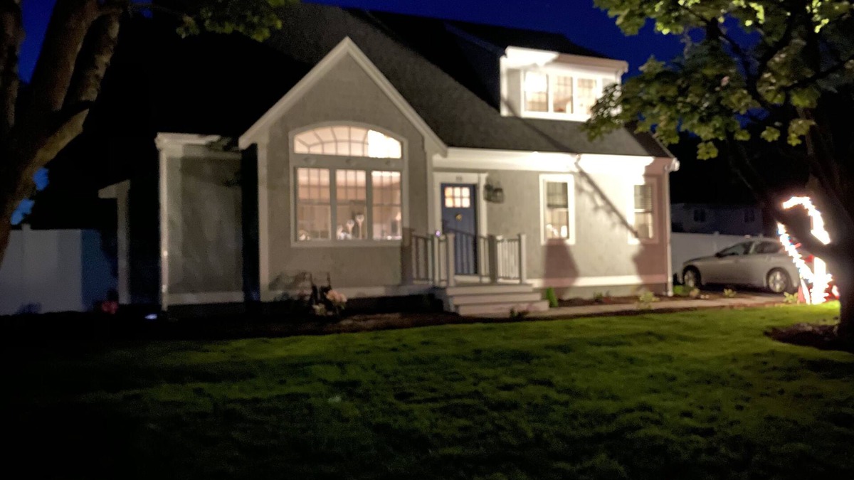 East Falmouth House | Brand new immaculate cape style beach house