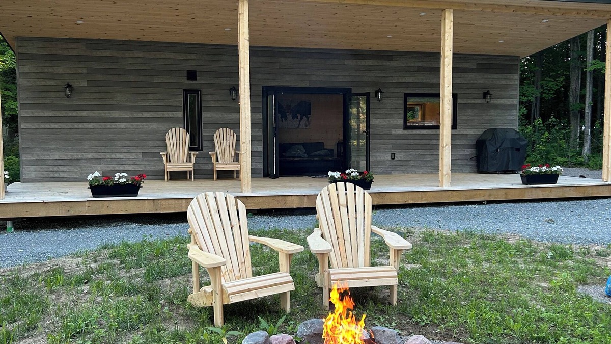 Algoma District Cabin | BRAND NEW - Intimate tiny cabin in Algoma!