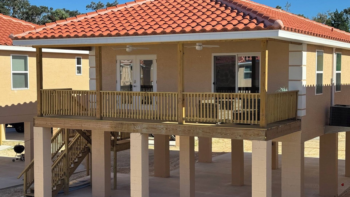 Homosassa Villa | Brand new -Jan 2025- 2 BR, 2 BA villa in TradeWinds, Homosassa