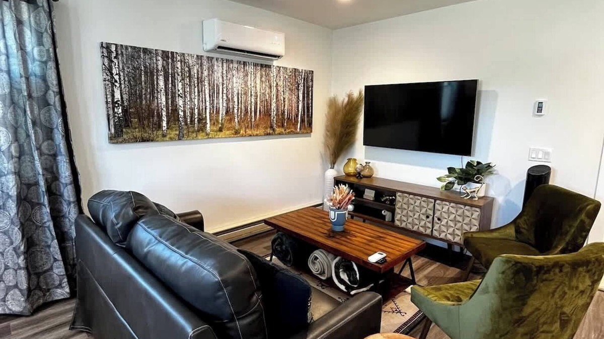 Bozeman House | Brand New Loft in the Heart of Downtown Bozeman!