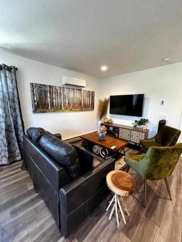 Bozeman House | Brand New Loft in the Heart of Downtown Bozeman
