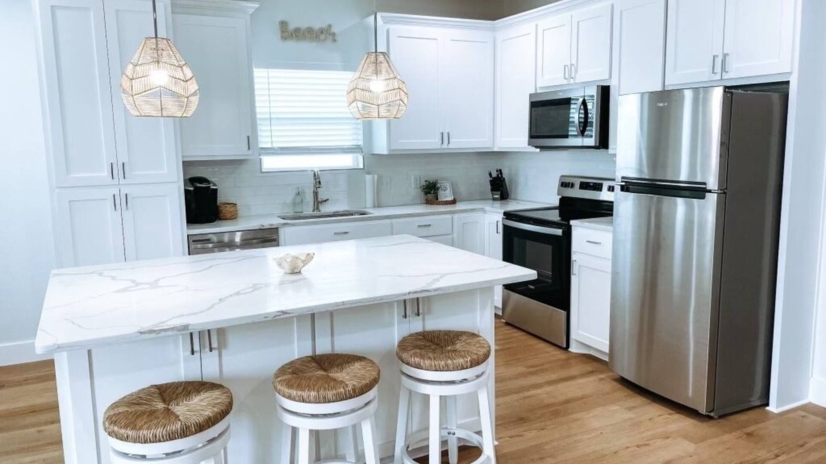Port Bolivar House | *Brand New* Luxury Beach Cottage in Port Bolivar! Short Walk to the Beach!