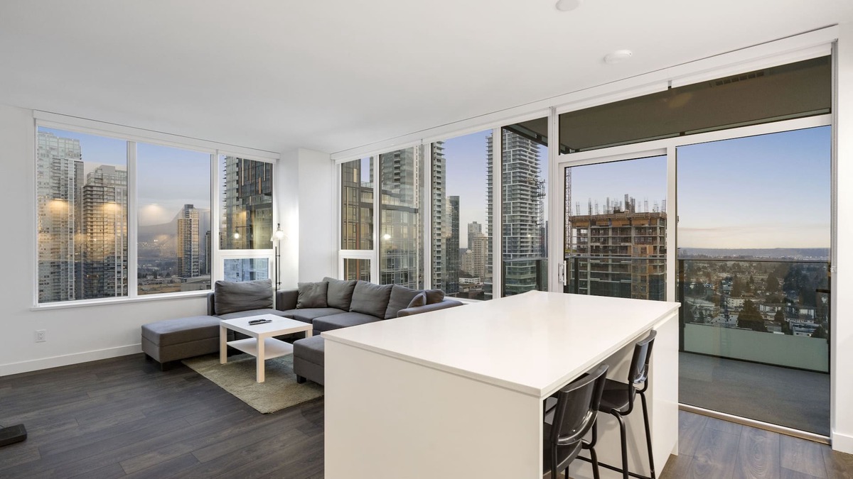 Metrotown Condo | Brand New Luxurious 2 Bedroom Condo at Metrotown