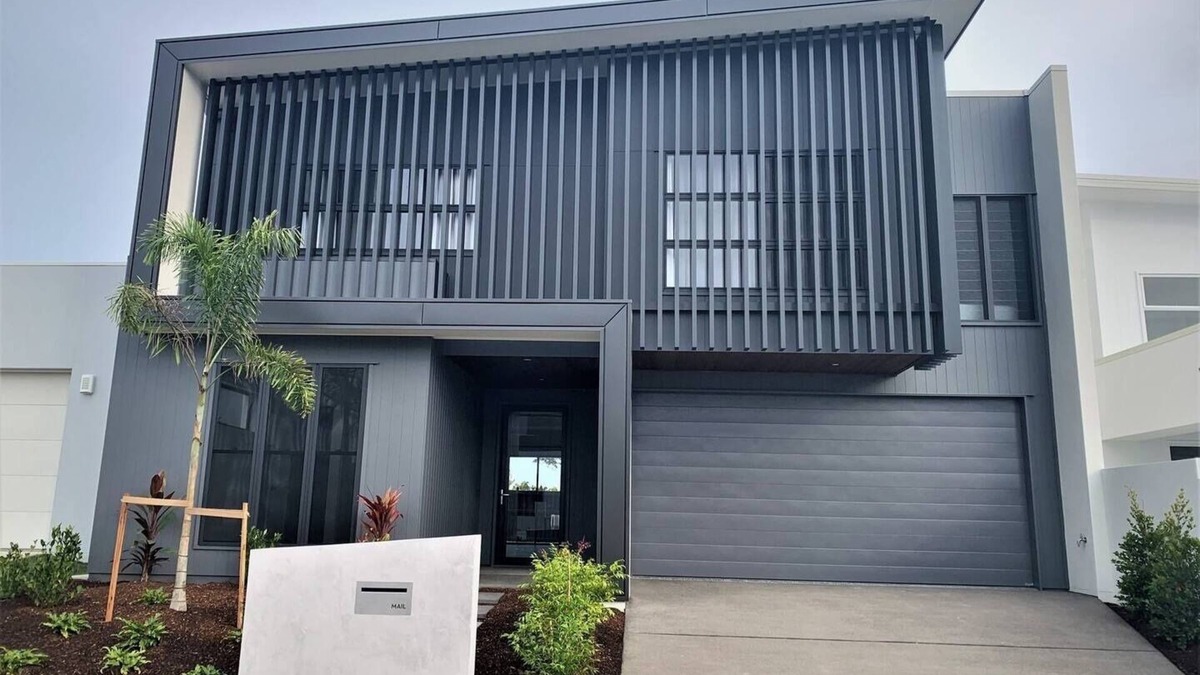Bokarina House | Brand New Luxurious Modern Beach House
