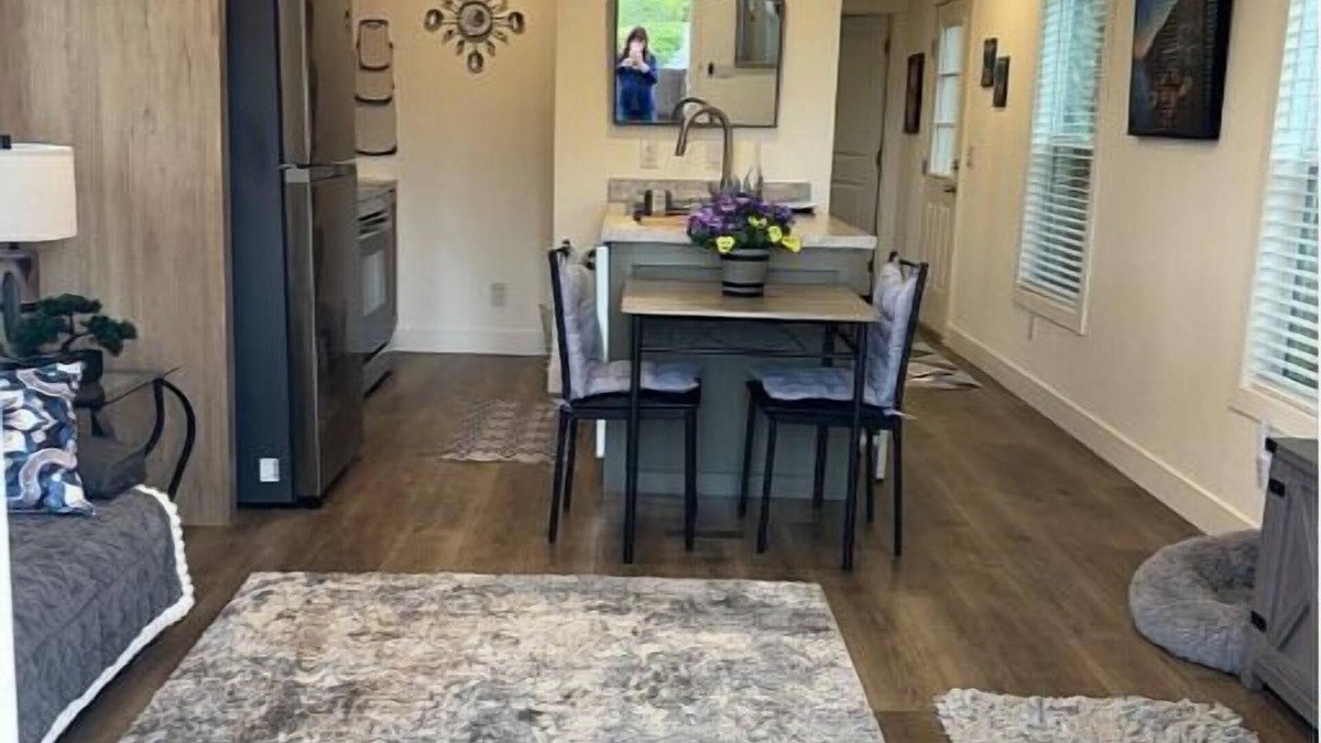 Mira Costa House | Brand-New Modern ADU – Your Private Retreat Awaits!
