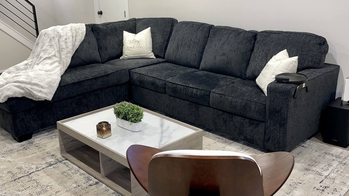 Washington Apartment | Brand New Modern Apartment with Parking
