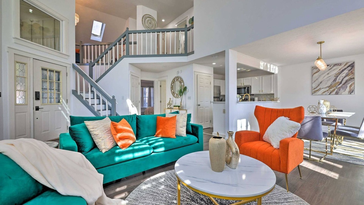 Tannersville House | Brand New Modern-Chic Townhome with Deck!