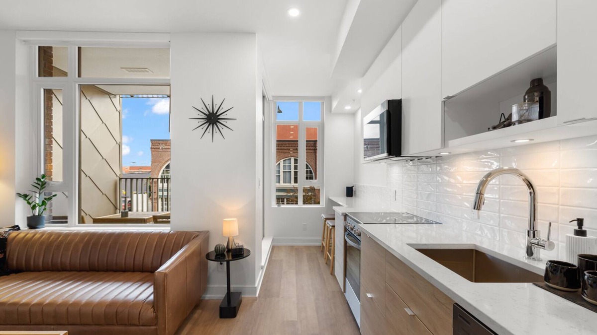 Inner Harbour Condo | Brand New, Modern, Located in Chinatown, Pets welcome!