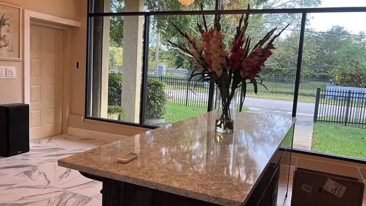Sandalfoot Cove Apartment | Brand new one bedroom apartment
