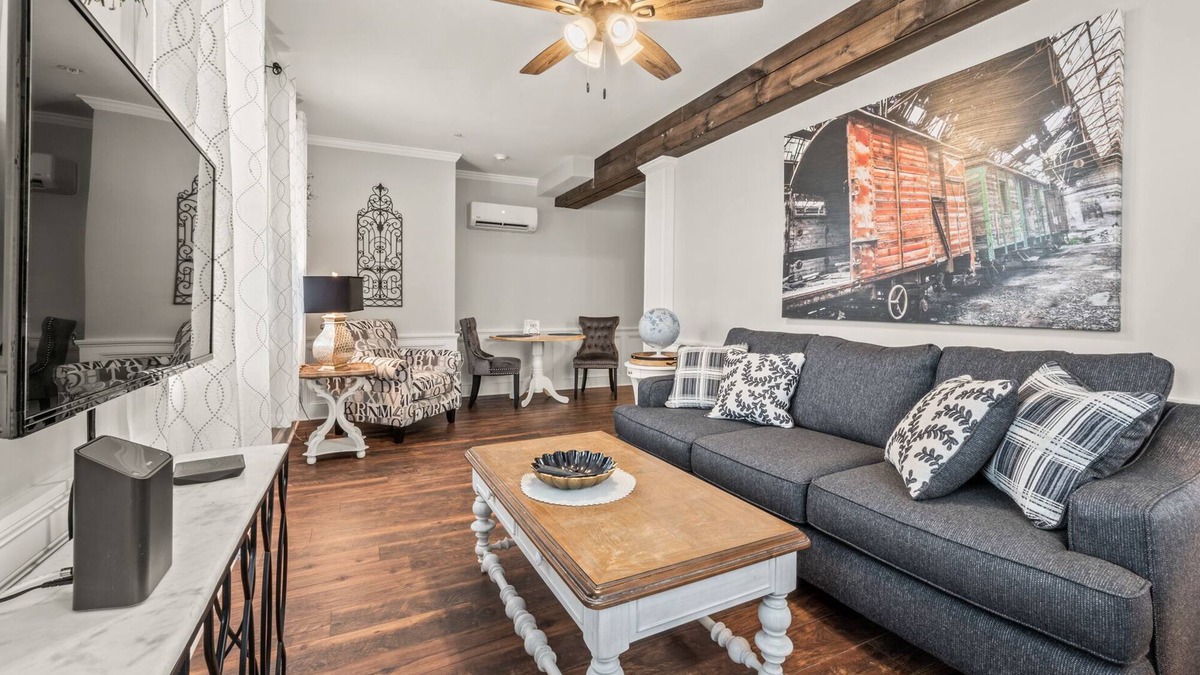Wallingford Center Apartment | Brand New Platform #1