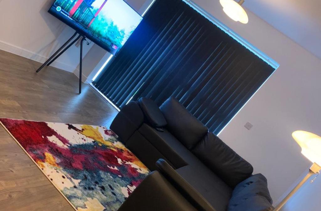 West Thurrock Apartment | Brand New Posh 1 Bed Lakeside Flat No parties No Events
