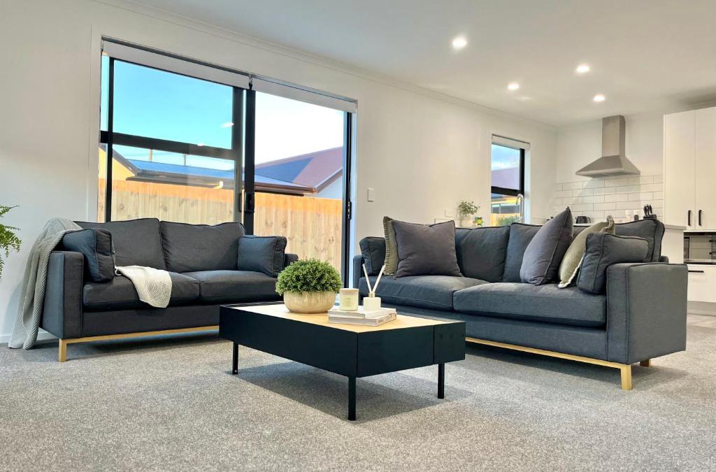 Hamilton North Villa | Brand New & Ready for You! By KOSH BNB