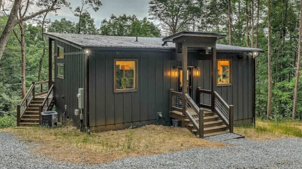 Talking Rock Cabin | Brand New Relaxing Mountain Retreat n