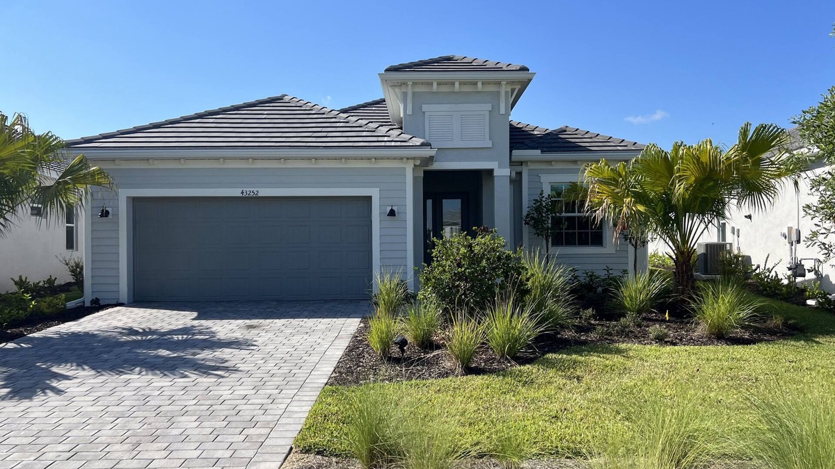 Punta Gorda House | BRAND NEW Single Family Home in Private Babcock National with Golf!