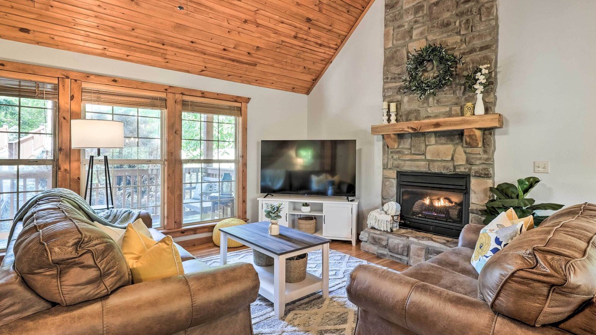Branson West Cabin | Branson Cabin ~ 3mi from Silver Dollar City