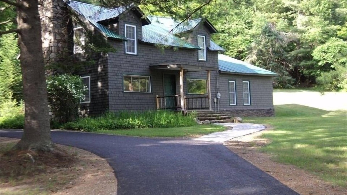 Brant Lake House | Brant Lake Adirondack Camp - Gore Mountain Range