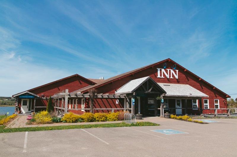 St. Peters Hotel | Bras d'Or Lakes Inn