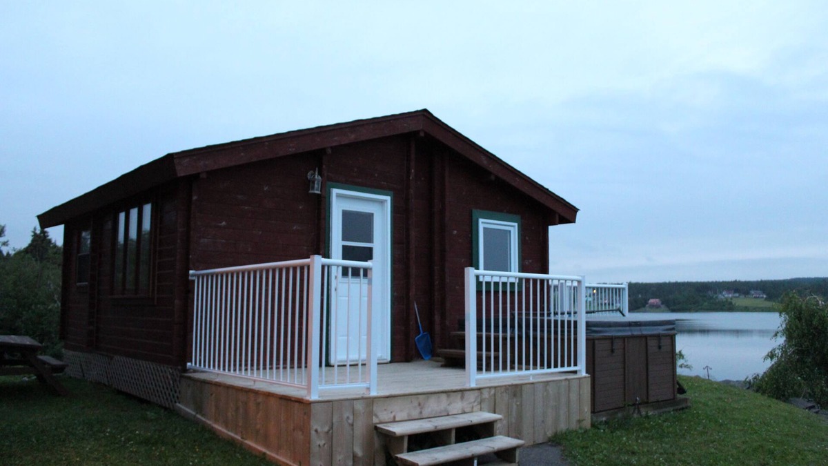 St. Peters Hotel | Bras d'Or Lakes Inn