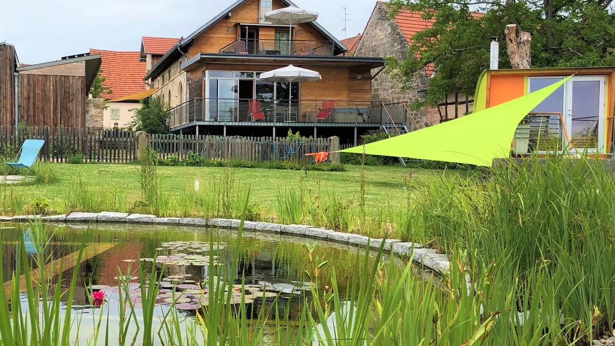 Koslau Apartment | Brauhaus 3 wellness loft "Malz", XXL balcony with nature view, sauna, pool