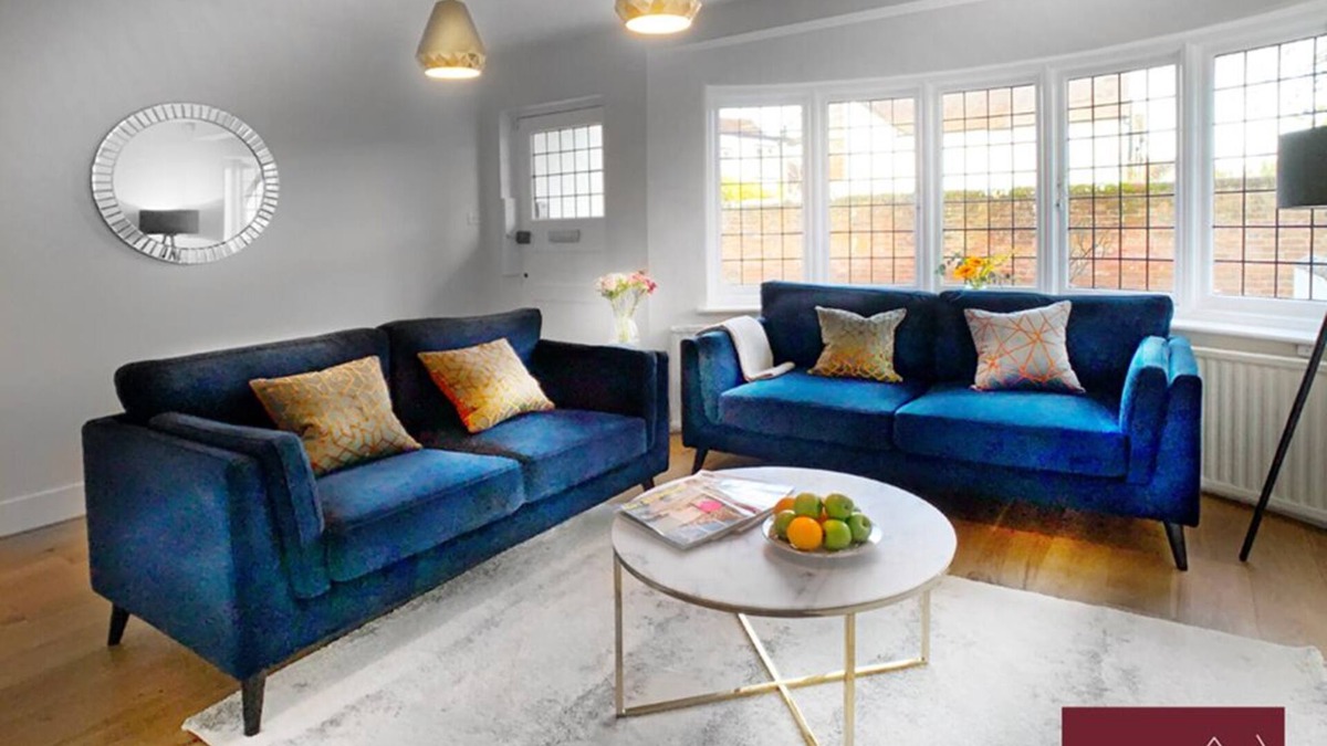 Bray on Thames Apartment | Bray - Characterful 3 Bedroom House - By The River
