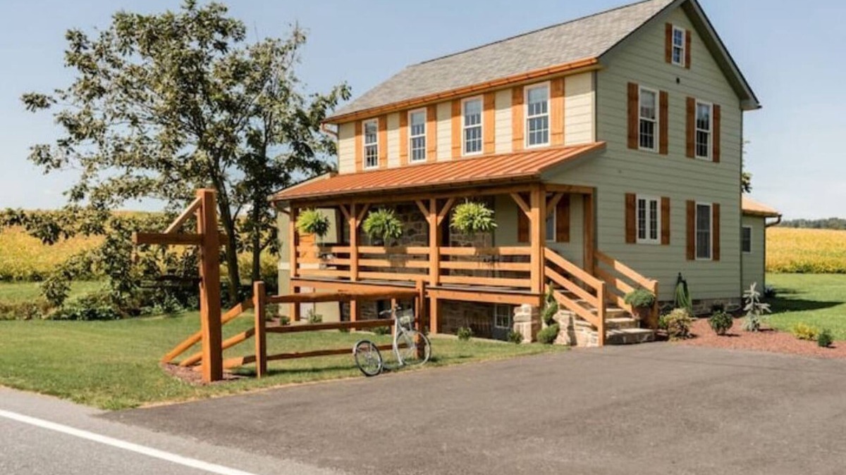 Elizabethtown Other | Breathe the Country Air at The Springhouse at Sunnyburn Farm