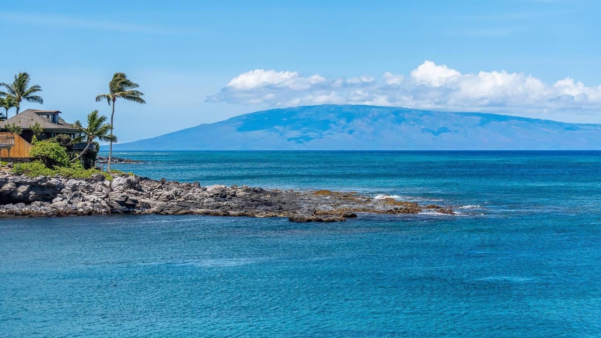 Napili Condo | Breathtaking 1 Bed True Oceanfront Retreat Maui
